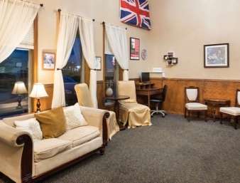 Super 8 Kingdom City Interior photo